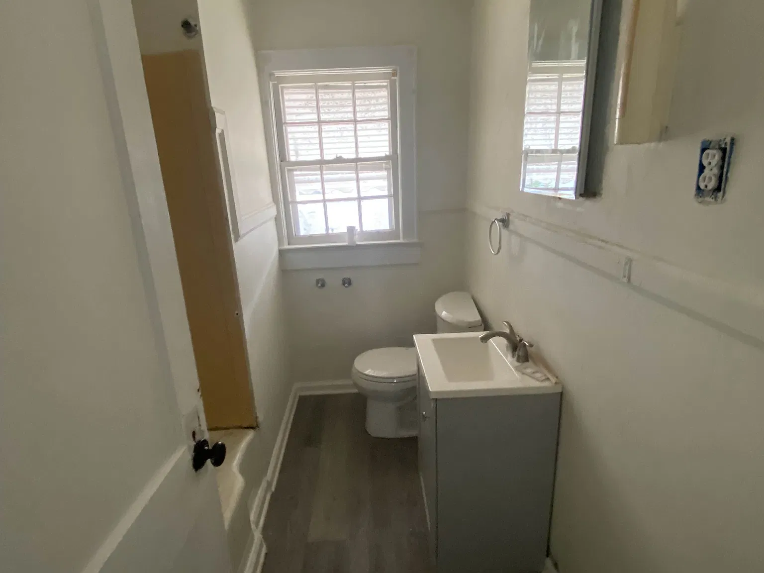 3 bed, 2342 sqft, $1,500 — Photo 4