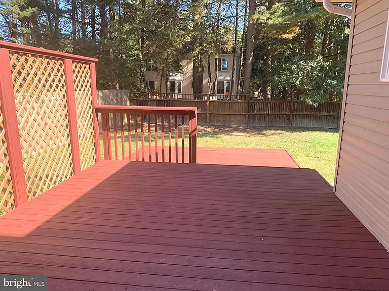 7931 Carriage Dr — Photo 39
