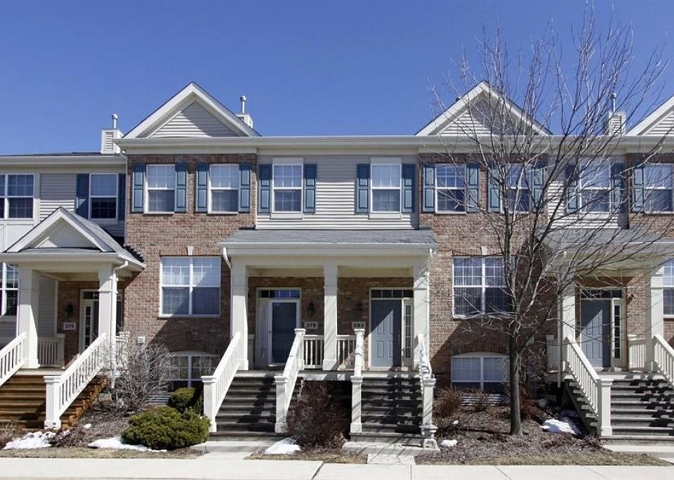 1st image of 383 Broadmoor Ln