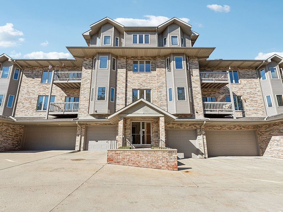 2nd image of 3168 Woodland Dr #68