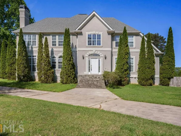 10 Joe Lee Dr, Sharpsburg, GA 30277