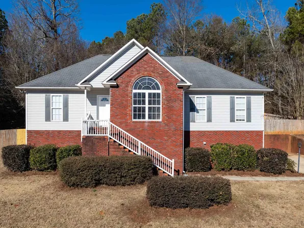 3161 Cambridge Cir, Trussville, AL 35173
