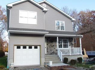 739 Magnolia Rd, North Brunswick, NJ 08902