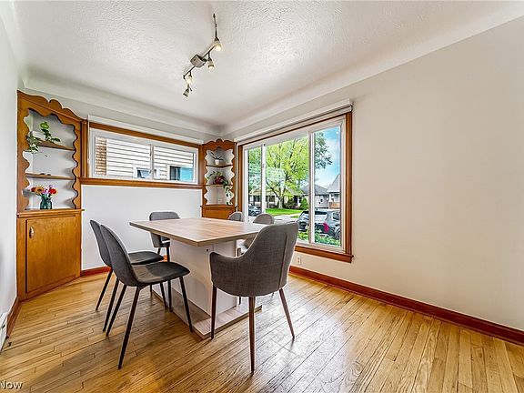 5th image of 7415 Jameson Rd