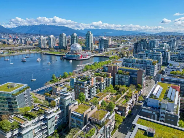 128 Athletes Way #102, Vancouver, BC V5Y 0B5