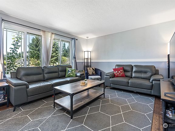 3rd image of 22711 41st Avenue Ct E