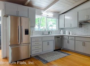 135 E Creek Dr, Menlo Park, CA 94025