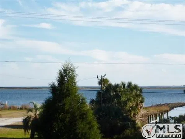 2361 Highway 98 E, Lanark Village, FL 32323