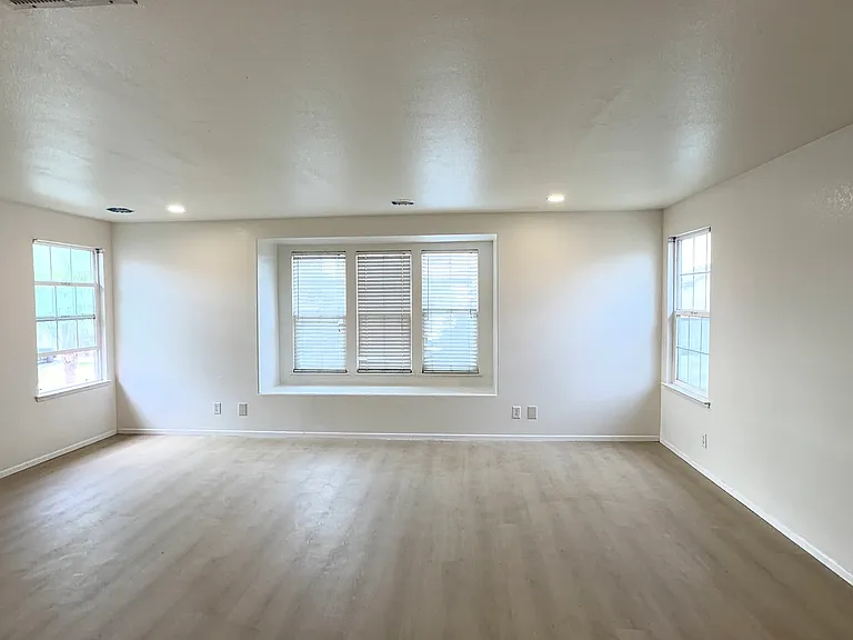 12947 Clemson Dr — Photo 19