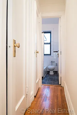 Rented by Space Real Estate | media 10