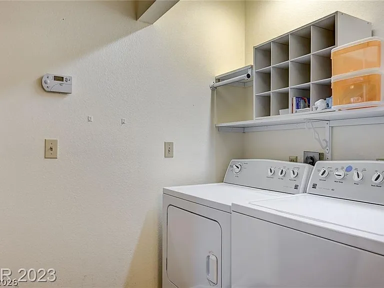 760 Thousand Oaks Dr — Photo 24