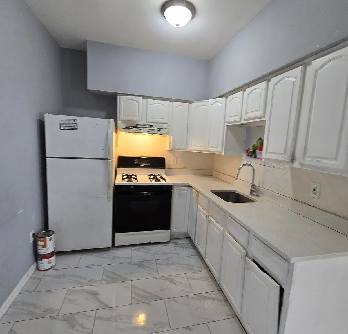 2 bed, $1,800 — Photo 1