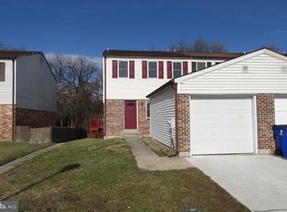 208 Springwood Dr, Bear, DE 19701