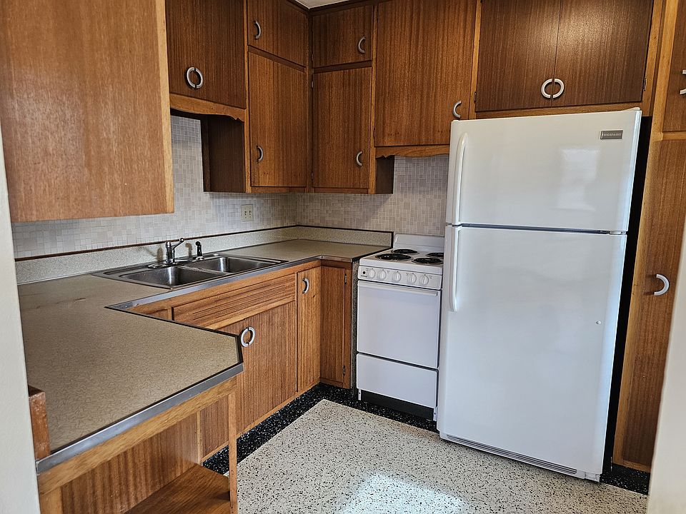 2nd image of 4121 Clinton Ave