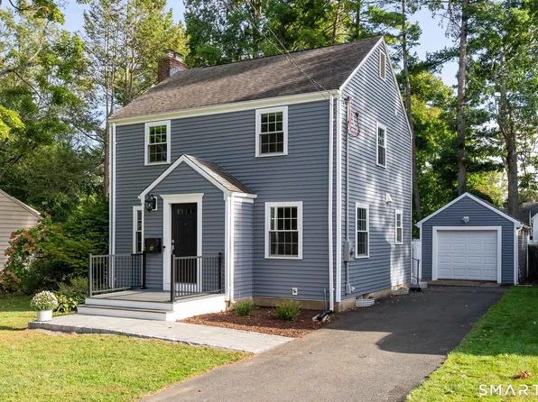 27 Hilltop Drive, West Hartford, CT 06107