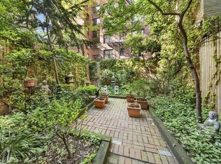 110 W 15th St APT 1, New York, NY 10011