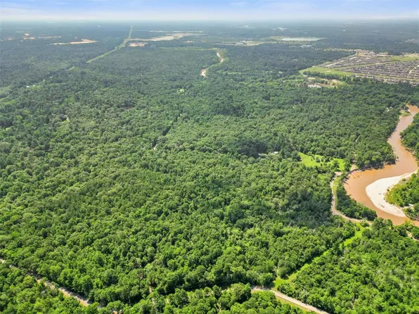 000 Yorkshire Drive Woods, Conroe, TX 77302