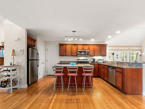 5th image of 23 Arborway
