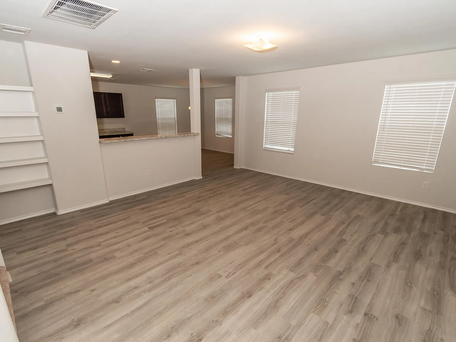 Atlas Cedar Dr, Conroe — Photo 4