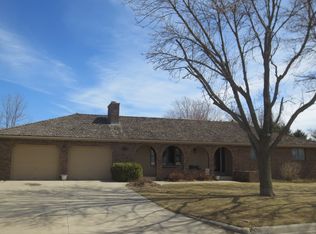 903 5th Ave SE, Pipestone, MN 56164