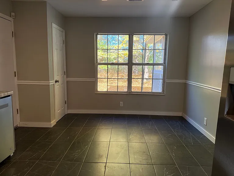 1628 Hunters Branch Rd — Photo 24