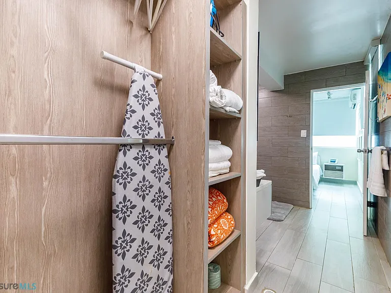 1408 Calle Aldea #2A — Photo 15
