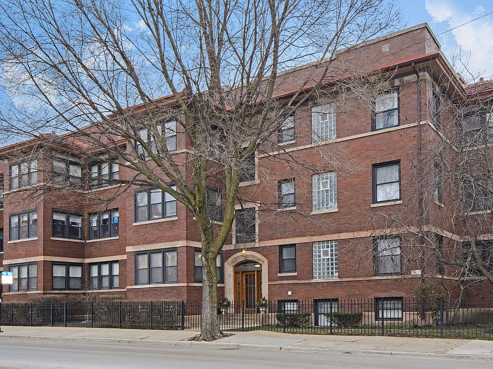 1st image of 1404 W Foster Ave #3