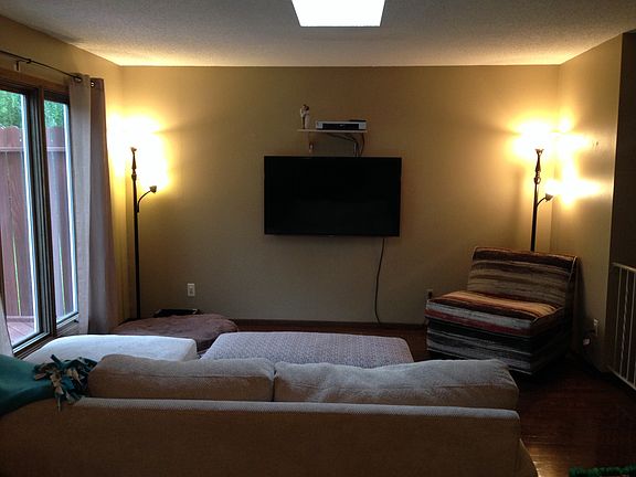 3rd image of 643 7th Ave E