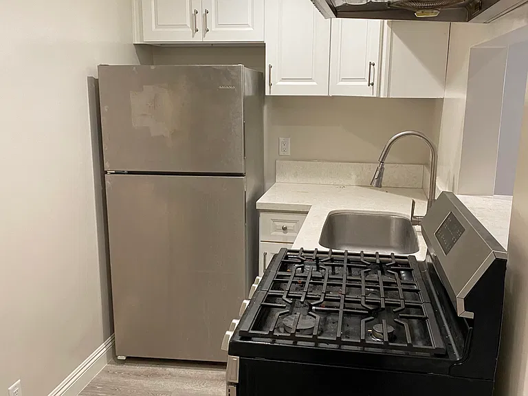 6437 Lexington Ave #1 — Photo 3