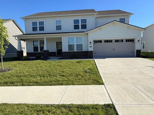 1046 Elmwood Ln, Greenwood, IN