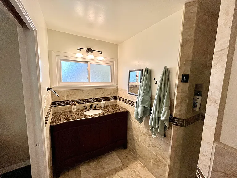 2931 Chisolm Trl — Photo 21