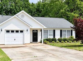1925 Country Apple Ct, Fountain Inn, SC 29644