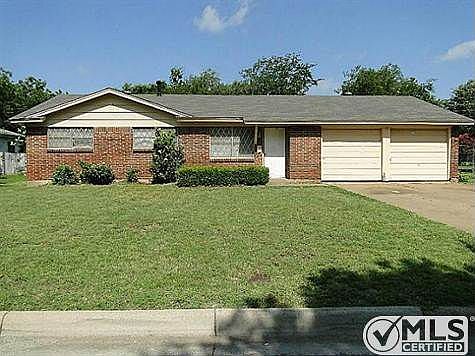 1st image of 232 Palomino Dr