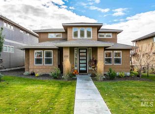 3937 S Timbersaw Dr, Boise, ID 83716