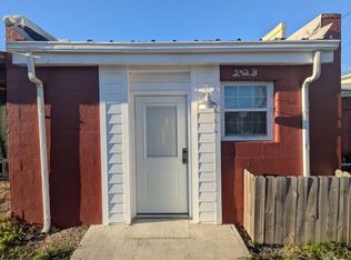 242 N 5th Ave SW #B, Rome, GA 30165