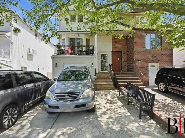 2433 E 71st St #1, Brooklyn, NY 11234