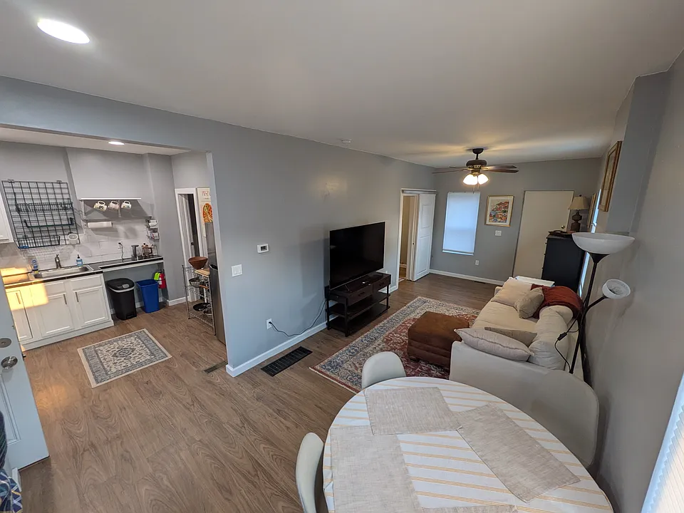 2622 W 25th Ave