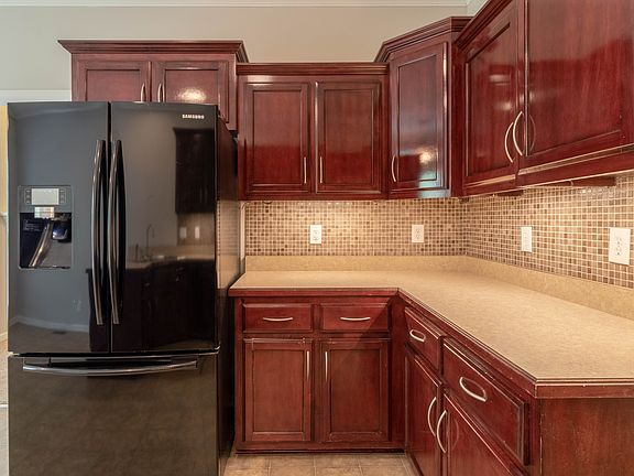 tile backsplash 