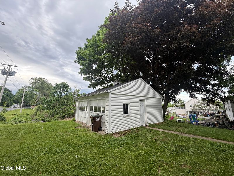 3rd image of 2 Western Avenue