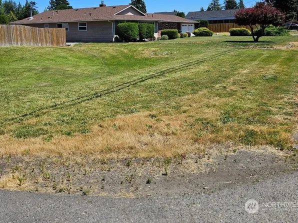 230 5th Avenue SW, Pacific, WA 98047