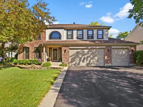 2000 Wynnfield Dr, Algonquin, IL 60102