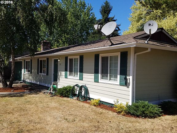 2nd image of 9415 SE Regents Dr