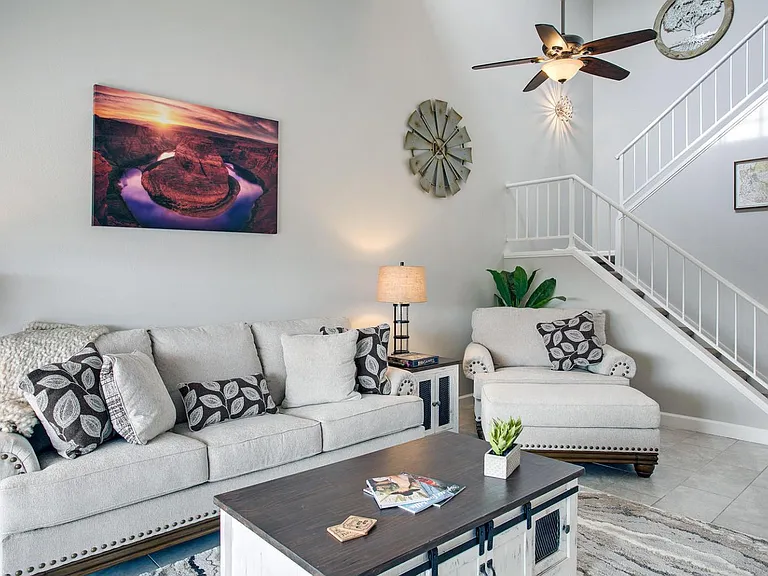 7769 E Joshua Tree Ln — Photo 3