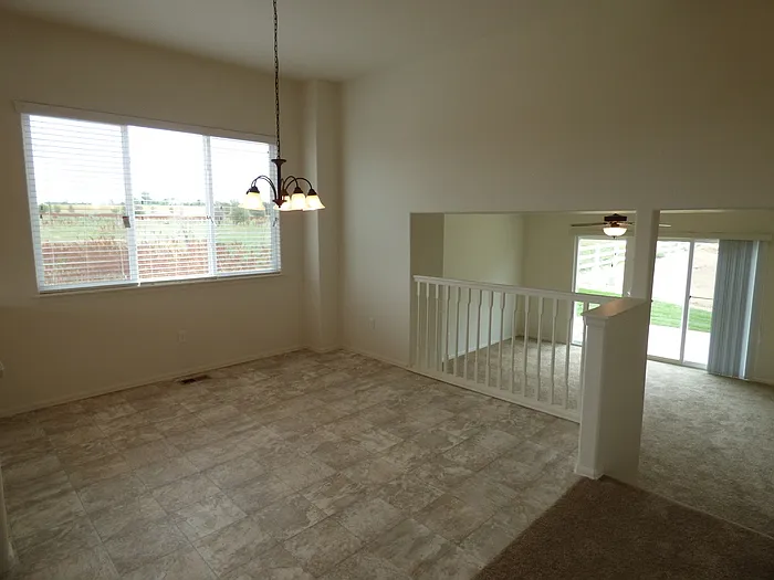 753 Lakebrook Ct — Photo 4