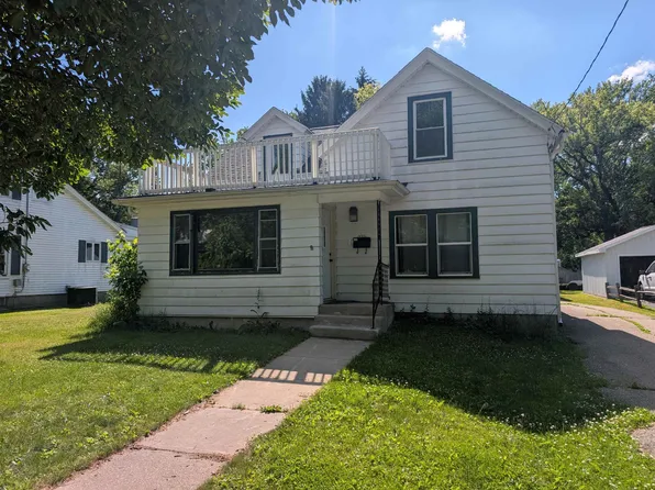 330 S Whiton St, Whitewater, WI 53190