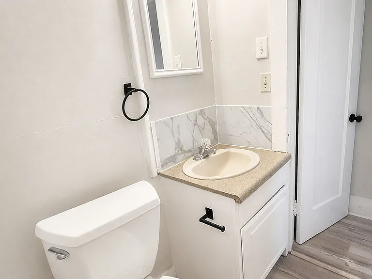 3129 N Wellington Pl — Photo 5
