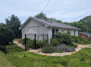 18 Fieldcrest Rd, Arden, NC 28704