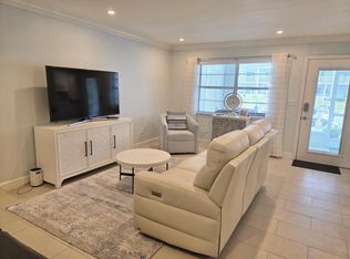 110 Shore Court #112-B, North Palm Beach, FL 33408
