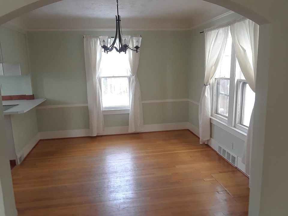 2nd image of 875 Stanley Blvd