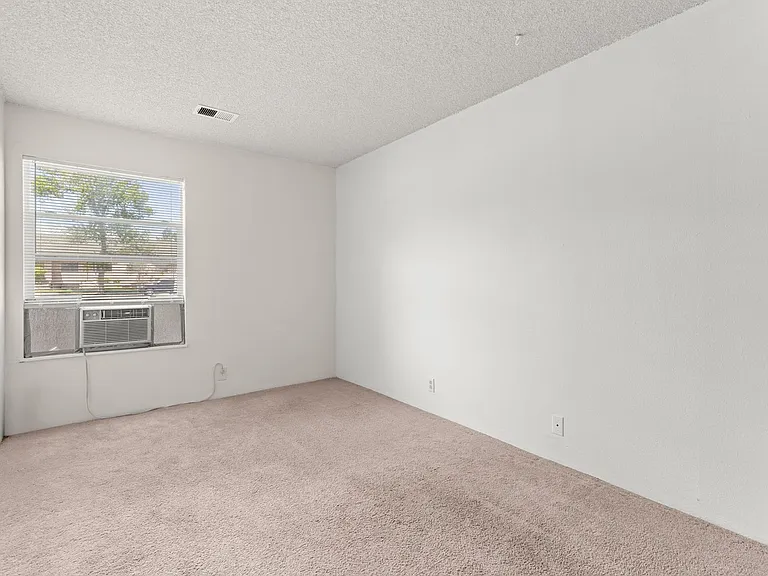 1612 Cottonwood Dr #10 — Photo 13